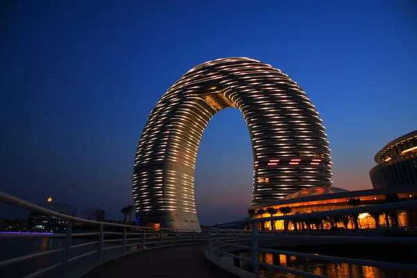 Intelligent broadcasting system